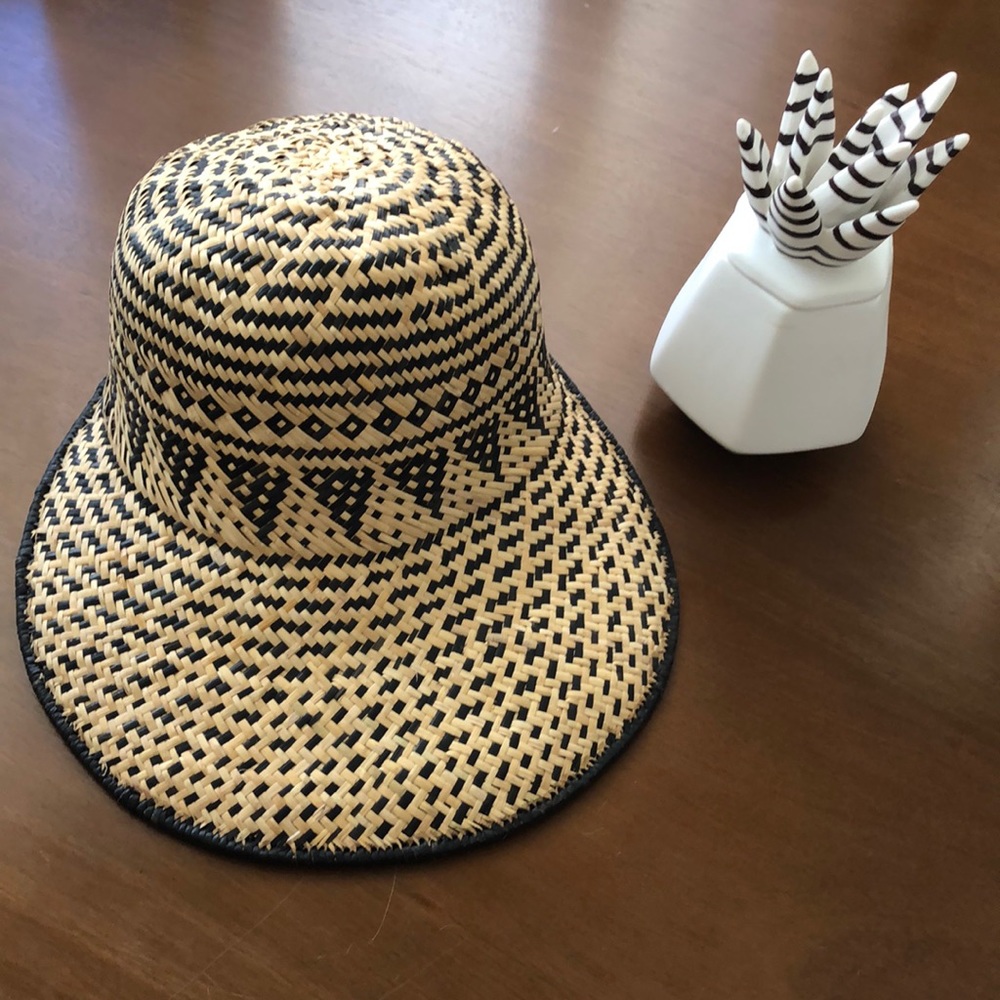 ▫️▪️ Black & White Woven Hats▪️▫️Boho Borneo Straw